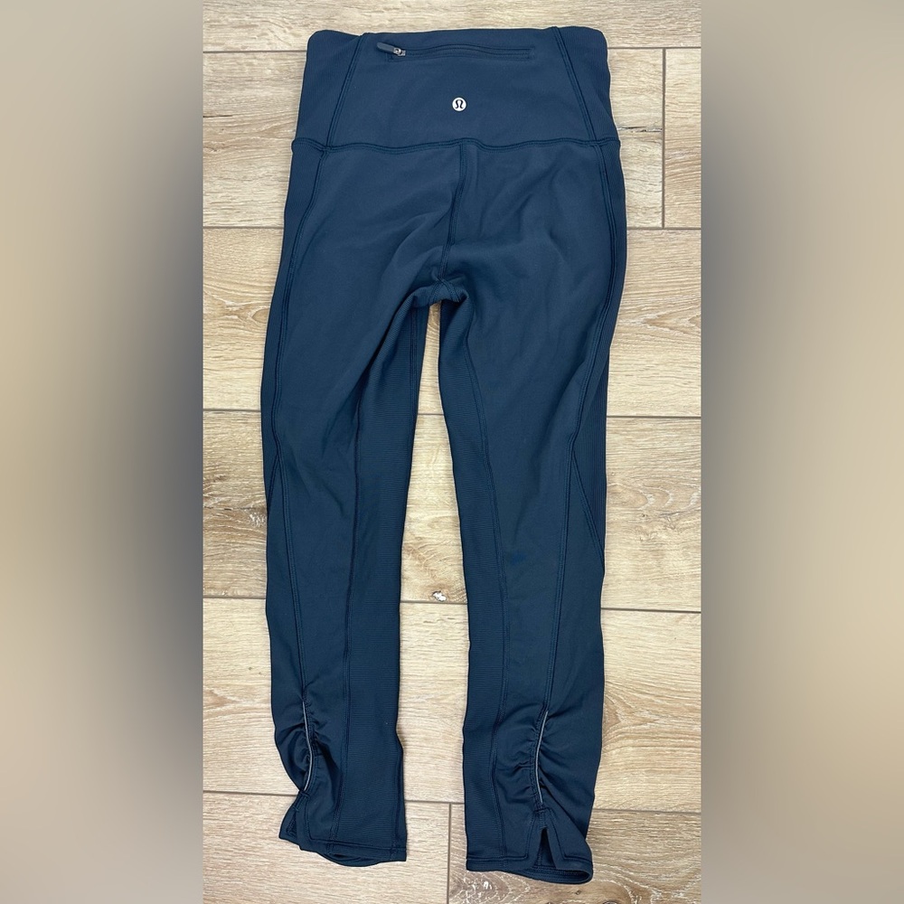 Lululemon Workout Crop Leggings Navy Blue Size 4